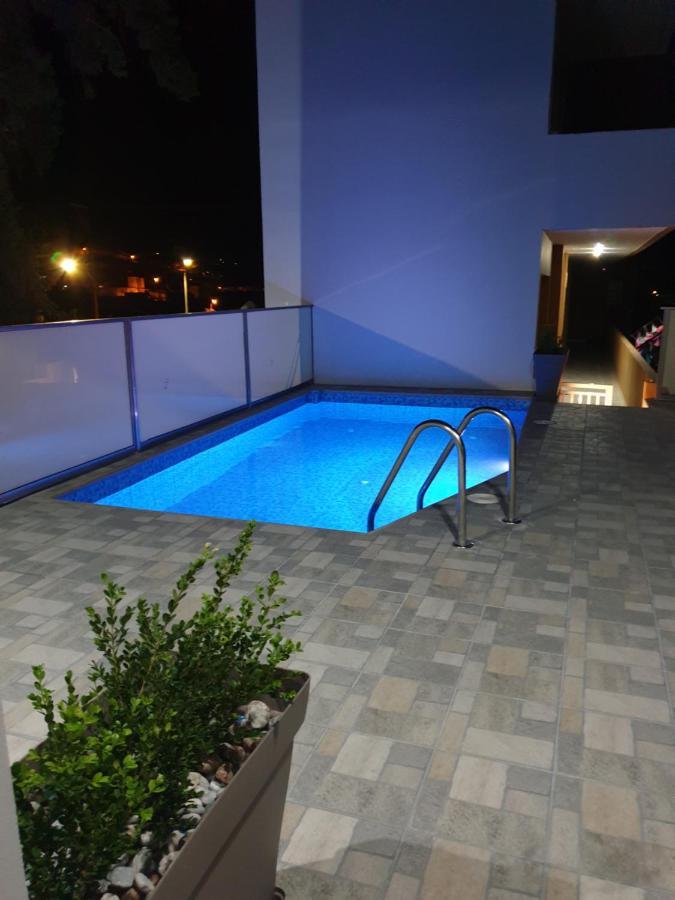 Savvas Apartment Afando Esterno foto