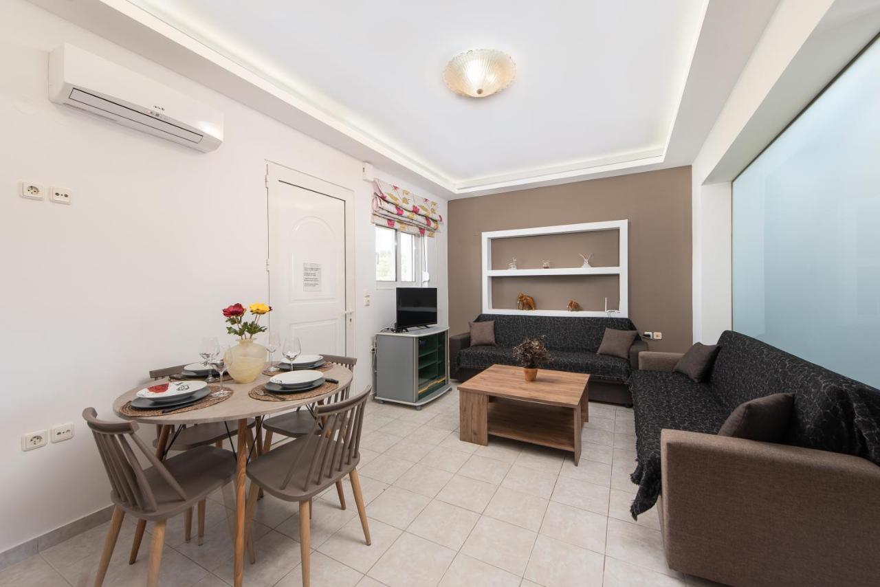 Savvas Apartment Afando Esterno foto